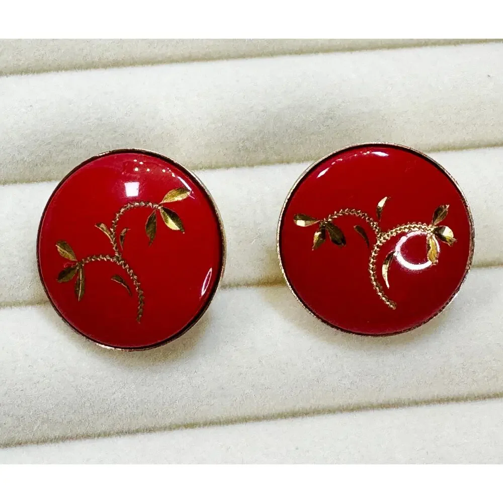 Vintage Red Enamel Gold Leaf Clip On Earrings Round 3/4